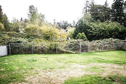 4th image of 1014 210th Pl SW