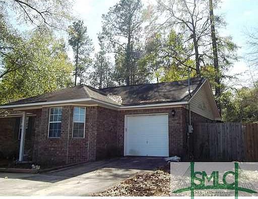 2nd image of 211 Doe Cir