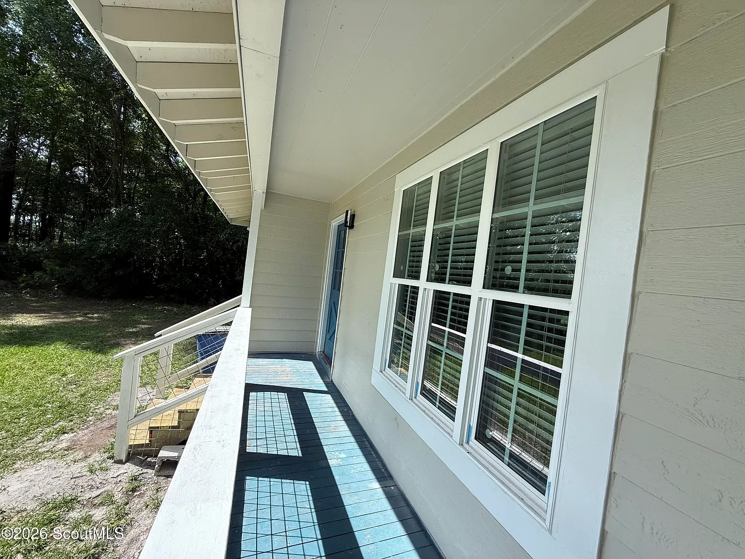 3 bed, 1.0 bath, 916 sqft, $2,200 — Photo 3