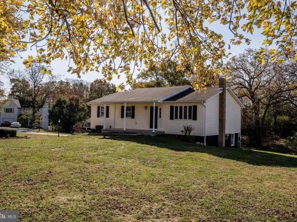 392 Clifford Dr, Martinsburg, WV 25404