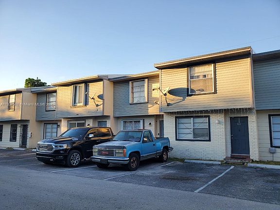 2nd image of 460 NE 18th Ave APT 112