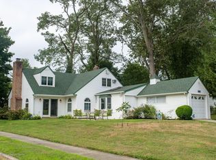 115 Roosevelt Cir W, Red Bank, NJ 07701