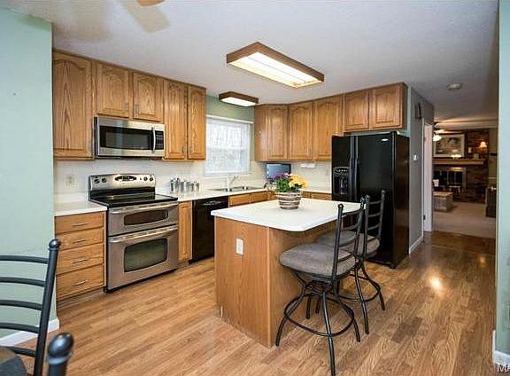 5th image of 4616 Brookcastle Ct