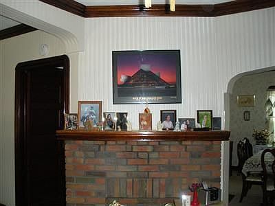4th image of 3705 Daisy Ave
