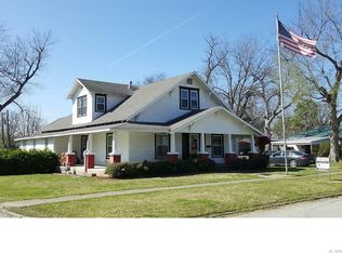 117 W 4th St, Skiatook, OK 74070