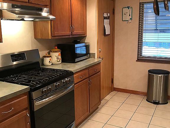 2nd image of 4158 W 59th St