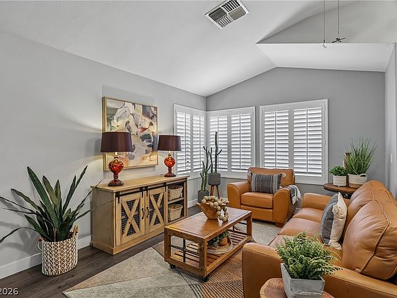 3rd image of 5216 Velazco Ln