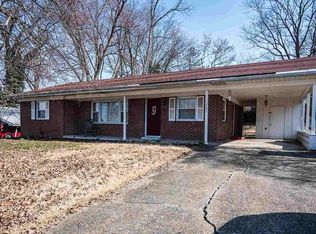 1302 Weed Ln, Vincennes, IN 47591