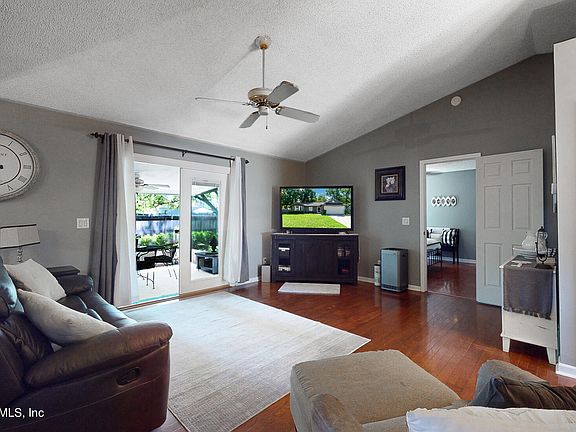 4th image of 1613 W TWIN OAK Drive