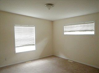 4th image of 2215 Eaton St