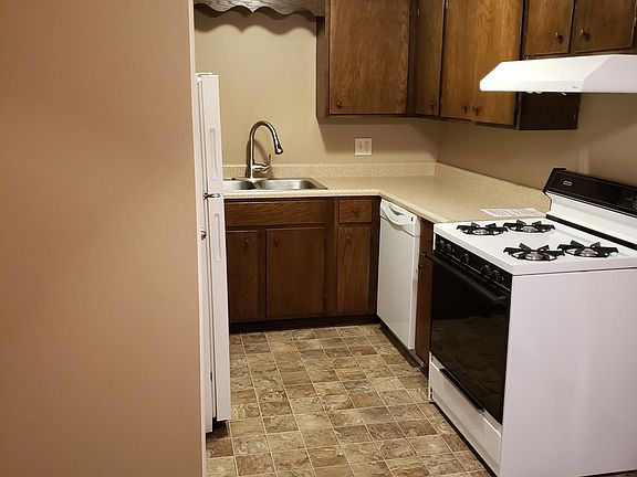 3rd image of 7110 Van Dorn St #0