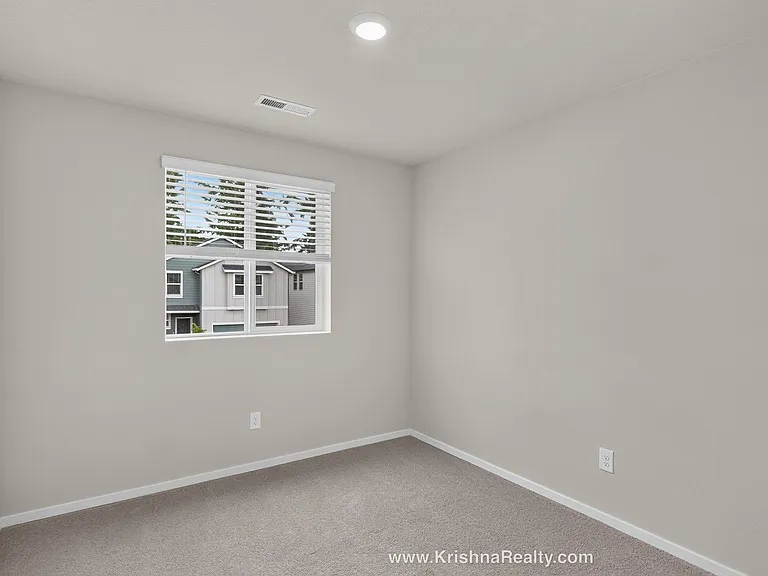 12214 NE 14th St — Photo 14