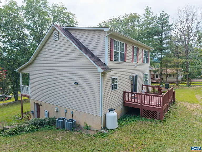 497 Sunset Dr — Photo 53