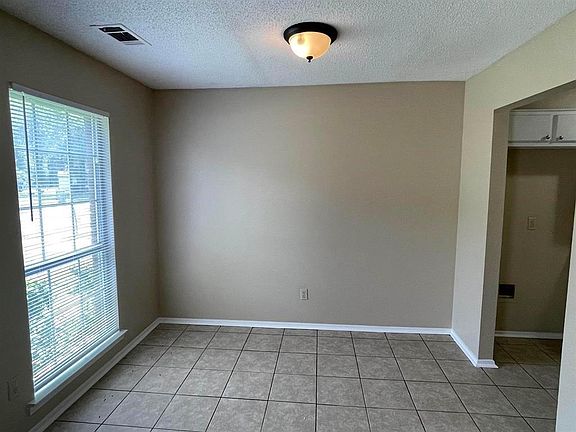 3rd image of 2219 Birken Dr