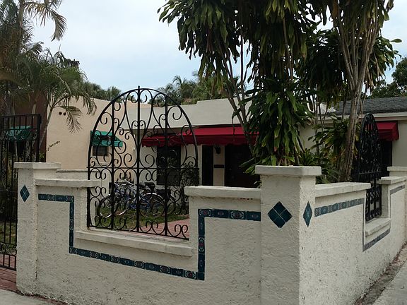 5th image of 1015 SW 17th St