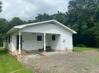 1576A Hebert Ln, Saint Martinville, LA 70582