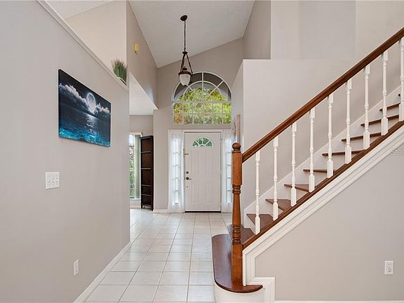 5th image of 624 Lake Claire Ct