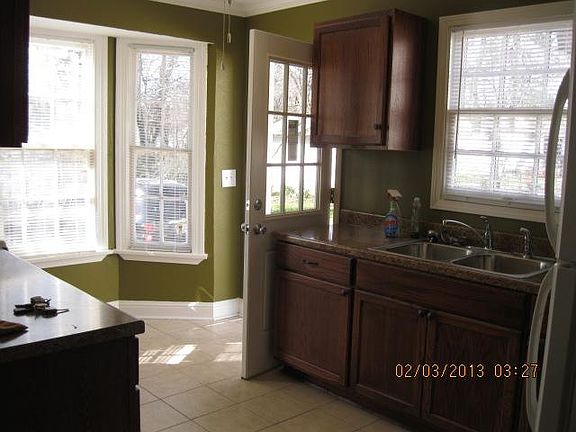 5th image of 1842 Jenkins Ave
