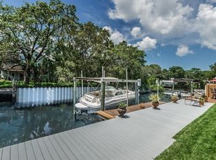 464 Klosterman Rd W, Palm Harbor, FL 34683