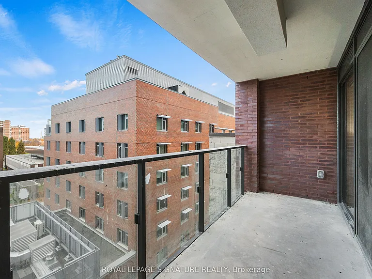 47 Mutual St #506 — Photo 20