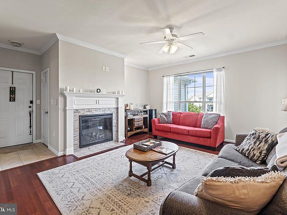 5th image of 19620 Galway Bay Cir APT 401