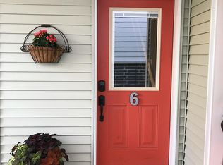 143 E 8th St #6, Traverse City, MI 49684