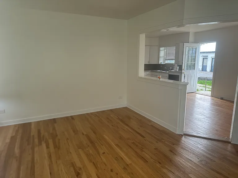 12918 S Main St #1 — Photo 8