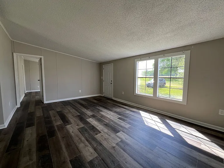 253 Chicken Ln — Photo 26