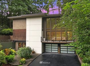 9337 SE 70th Pl, Mercer Island, WA 98040