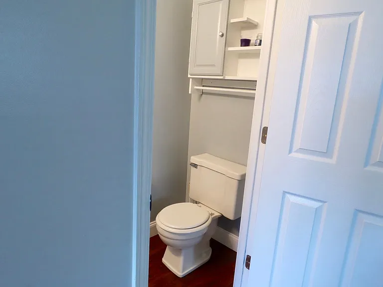 9711 Stanalouise Dr — Photo 18