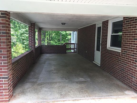5th image of 253 Oakland Cir