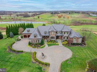 22665 Creighton Farms Dr, Leesburg, VA 20175