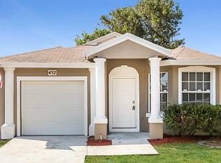 456 Circle Dr S, Boynton Beach, FL 33435