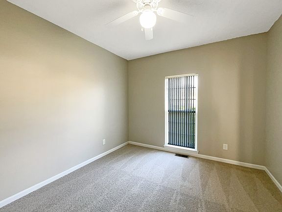 5th image of 1103 Ben Hill Blvd