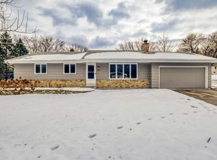 70 W Sandra Lee Dr, Saint Paul, MN 55119
