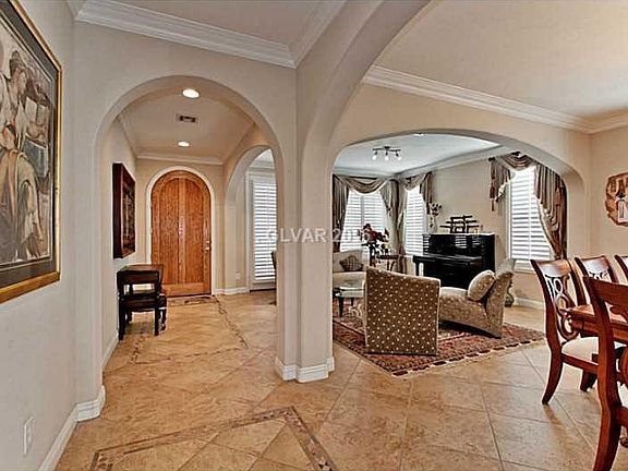 5th image of 12265 Caminita Pl