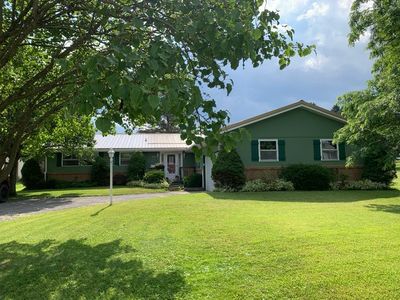 840 Lansberry Ct, Somerset, PA, 15501