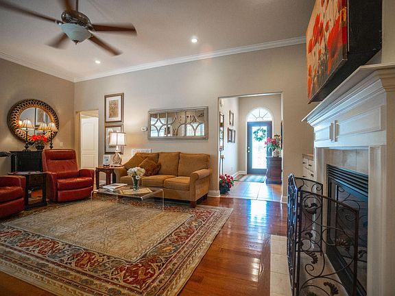 5th image of 139 Forest Hill Dr