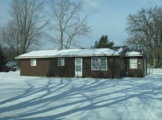 7100 Hall Rd, Muskegon, MI 49442