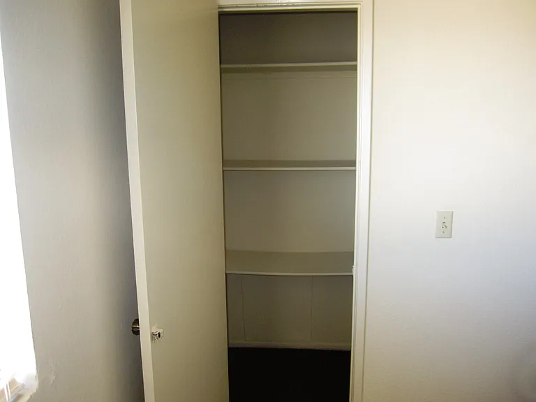 13415 Kornblum Ave #3 — Photo 15