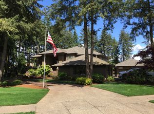 2315 Park View Dr, Eugene, OR 97408