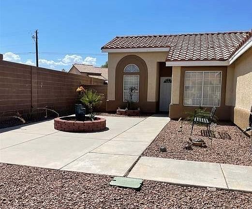 2nd image of 2621 Mercy Dr