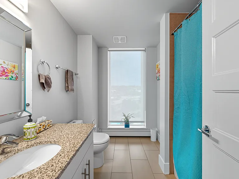 15 Kings Wharf Pl #501 — Photo 22