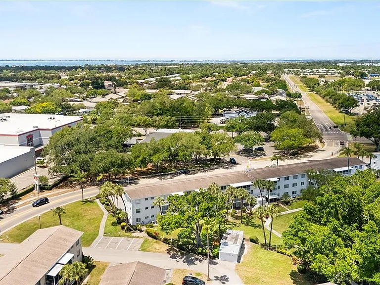 2425 Flamingo Blvd #K28 — Photo 24
