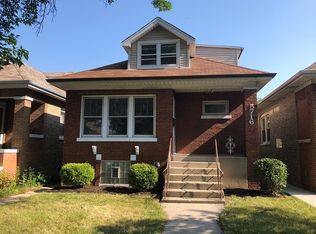 5716 W School St, Chicago, IL 60634