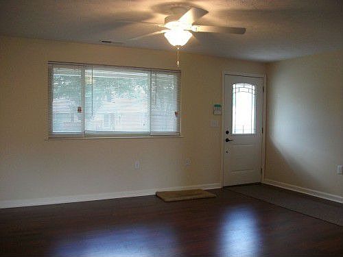 2nd image of 5565 Storck Dr