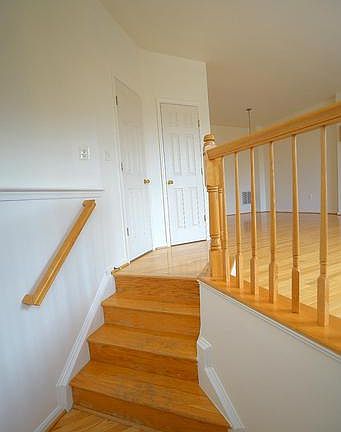 2nd image of 17273 Vaughn Ln