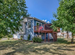 4595 Pond View Dr, Big Lake, MN 55309