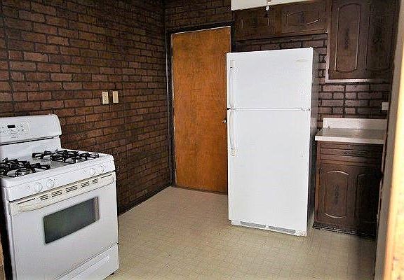 3rd image of 4221 1/2 Drummond St APT 2
