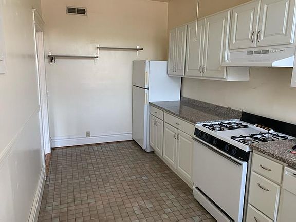 4th image of 5935 Kingsbury Ave APT 3E